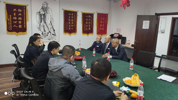 5.物业南城分公司欢迎专家评审组调查_副本.jpg