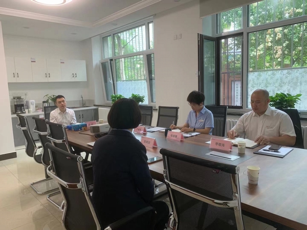 10.物业公司发展保洁主管岗位竞聘会.jpg