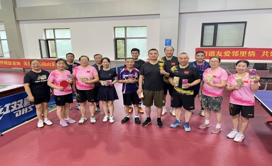 5.008PG国际南山乒乓球社群夏季乒乓球集体友情赛_副本.jpg