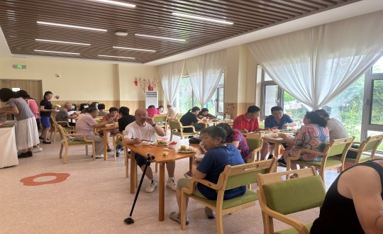 2024年8月10日，养老公司“亲亲邻里食堂”盛大开业_副本.jpg