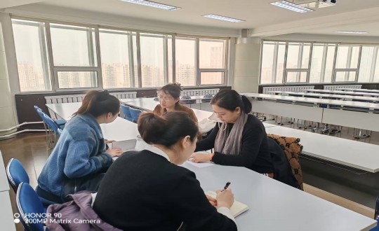 2.向阳区总工会工资协商领导员及湖西街路工会工作人员到访008PG国际集团（图片左下角水印p掉）_副本.jpg